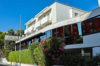 Hotel Tiffany & Resort - Cesenatico - 5