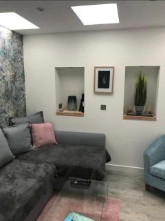 Riverside Hideaway - 8