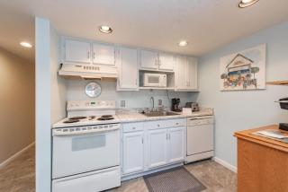 105A Efficiency One Bath - Oakland - 3