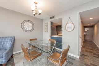 301D Two Bedroom Two Bath - Oakland - 4
