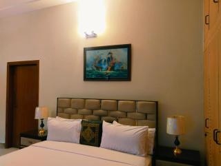 The Life Style Lodges opp Centaurus Mall - Islamabad - 7