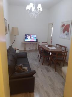 Habitaciónes privadas doble y single con baño compartido en casa familiar - 0