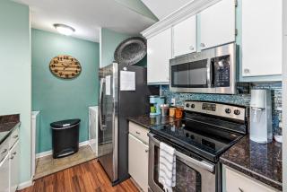 Cozy budget friendly condo close to the beach - Gulf Shores - 5