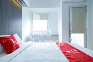 RedLiving Apartemen Gunung Putri Square - Sansan Room with Netlfix - 6
