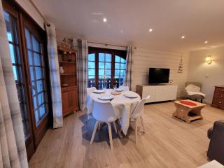 Bel appartement rénové 2 pièces avec balcons, proche du centre, parking, Wi-Fi - FR-1-598-119 - Les Gets - 8