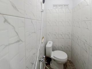 Labinda Homestay Caruban Mitra RedDoorz - 5