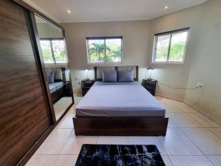 Villa With Pool and Sea View - 1