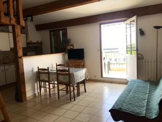 Charmante location avec piscine partagée à Orgnac-l'Aven, 60 m²tr - Orgnac-lʼAven - 4