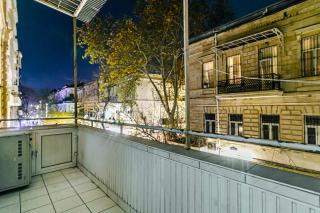 Nizami Street Hiss House - Baku - 7