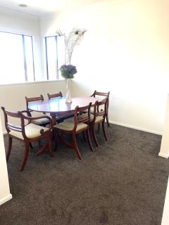 Luxury 5beds and 5bedroom - 9