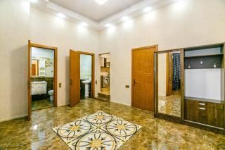 Hezi Aslanov house in CITY CENTRE - 3