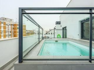 Tejares Sevilla Luxury Penthouse en Triana - gran terraza, piscina & parking privados - Sevilla - 0