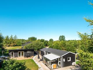 5 person holiday home in Glesborg - Glesborg - 0