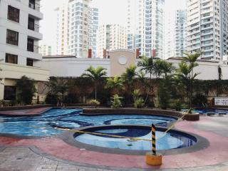 Aurrow Studio @ Burgos Circle BGC - Manila - 4