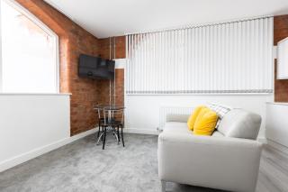 Platform City Theatre Studio with Secure Parking - Hull - 2