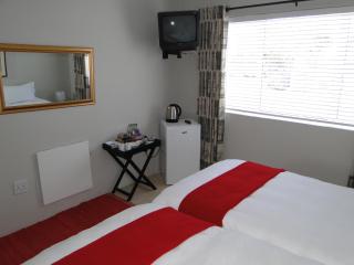 Our Nest Guest House - Kleinmond - 2