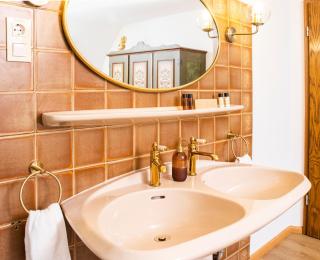 BlackNCozy - Großzügiges Designappartement mit Boxspringbetten und Heimkino - 2