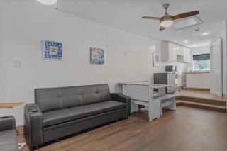 NEW Studio Unit_NEAR the beach and downtown - Long Beach - 8