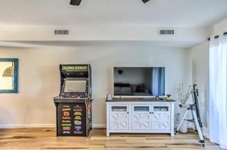 Condo with Pool Access - Walk to Beach! - Carolina Beach - 3