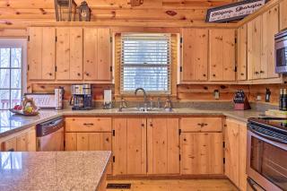 Sleeping Bear Cabin in Coosawattee Resort! - 3