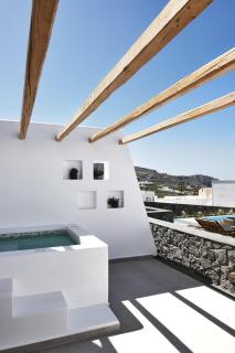 Alleys All-Suite Hotel & Spa - Pyrgos - 1