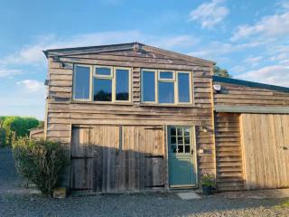 Countryside Retreat Loft Apartment - - 7