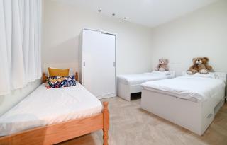 Anil's house - מתחם צימרים עם בריכה מקורה ומחוממת Zimmer with heated swimming pool - Dāliyat el Karmil - 9