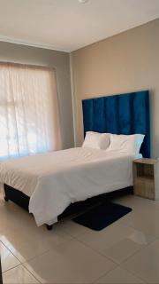 Kwadines Accommodation - 9