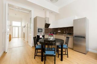 Kresz Geza 29 Westend Station 2 bedrooms+Living AC - Budapest - 6