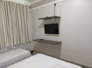 Lodi Express Hotel - Arapongas - 2