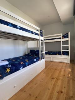 Portland sea spa retreat with King bed Free Arcade sleeps 9 - Portland - 5