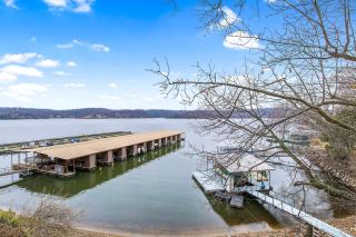 Pelican Bay Getaway - Lake Ozark - 9