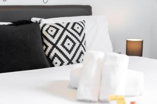 Vibrant 1 Bedroom Cosy Apartment - City Centre - 3