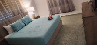 Bright 2BR in Aguadilla 7 Mins to Beaches 2nd Floor Retreat - Camaceyes - 3