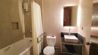 Grand Emilia Hotel - 1