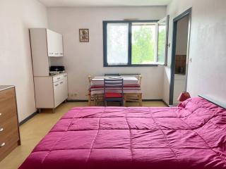 Studio confortable avec literie 140, cuisine équipée, parking à Cambo-les-Bains, sans internet - FR-1-495-120 - Cambo-les-Bains - 5