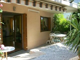 Appartement cosy avec terrasse et parking, à 2 pas de la plage de Saint-Clair - Ménage inclus - FR-1-251-12 - Le Lavandou - 9