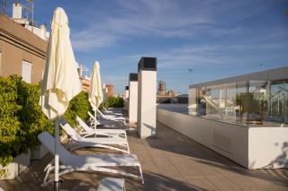 nQn Aparts & Suites Sevilla - Sevilla - 2