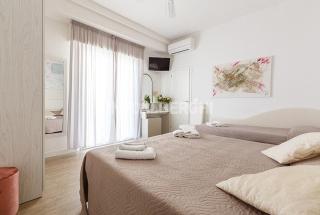 Hotel Ermeti B&B Brunch - Riccione - 7