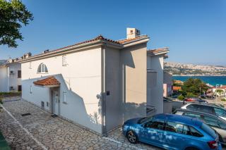 Apartments Crnekovic I Zarok - Baška - 4