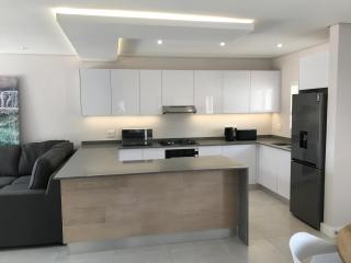 Stylish Sea View Apartment in Santorini Estate. - 7