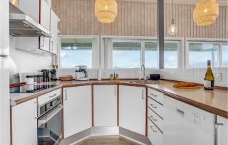 Three-Bedroom Holiday Home Hjørring With A Room Hot Tub 01 - Lønstrup - 5