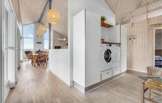 Three-Bedroom Holiday Home Hjørring With A Room Hot Tub 01 - Lønstrup - 2