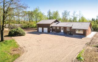 Five-Bedroom Holiday Home In Kibak - Ørbæk - 0
