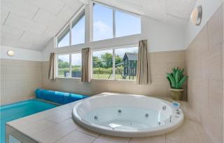 7 Bedroom Cozy Home In Sydals - Høruphav - 3