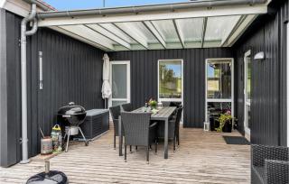 Stunning Home In Ebeltoft With Kitchen - 2