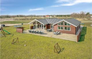 Beautiful Home In Ålbæk With Kitchen - 9