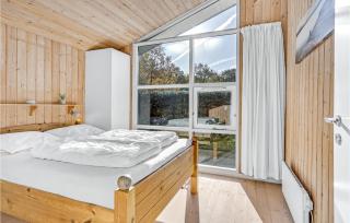 4 Bedroom Amazing Home In Hadsund - 2