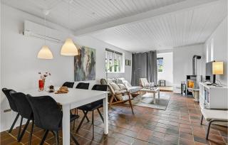 Amazing Home In Egå With Kitchen - 4