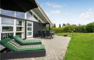 Beautiful Home In Børkop With Kitchen - 3